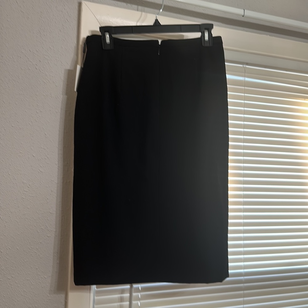 Calvin Klein skirt NWT - Picture 2 of 4
